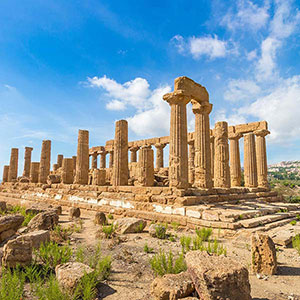 Tempio di Giunone, antico punto di riferimento greco nella Valle dei Templi, Agrigento